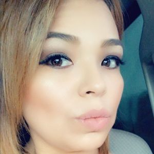 Meet your Posher, Mayra